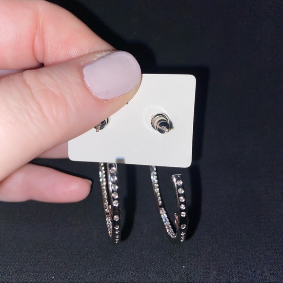 Cubic Zirconia hoop earrings for ladies - Picture 4 of 5